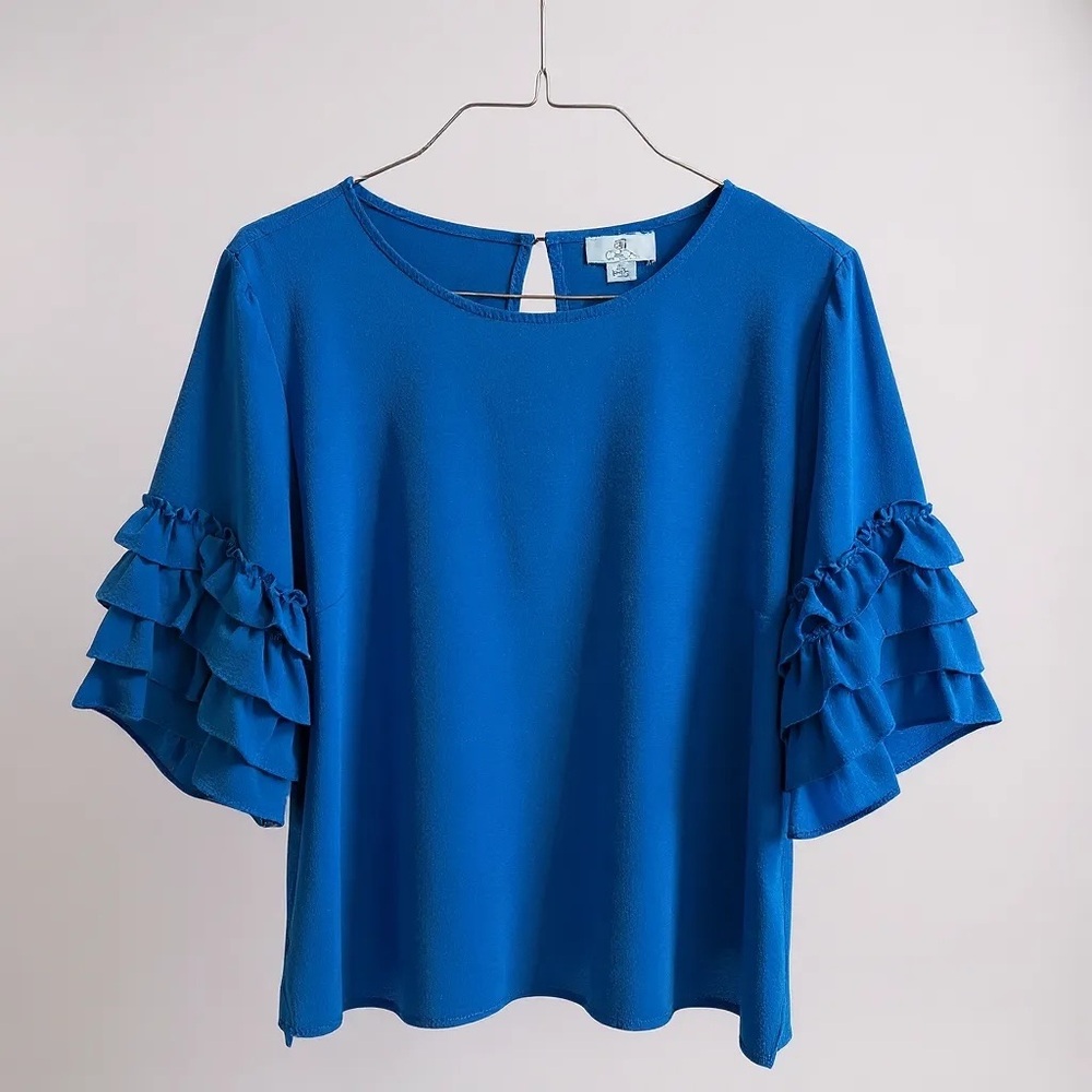 CeCe Women’s Vibrant Blue Blouse. Ruffle Sleeveless. Size XL